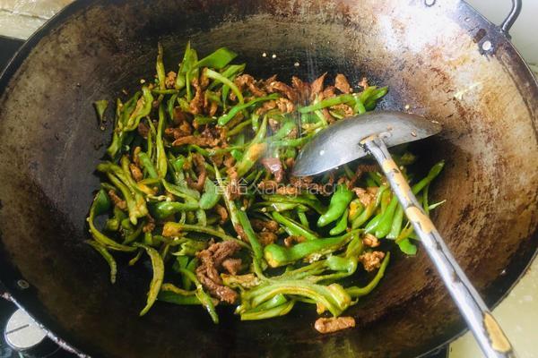青椒肉丝的做法图解7