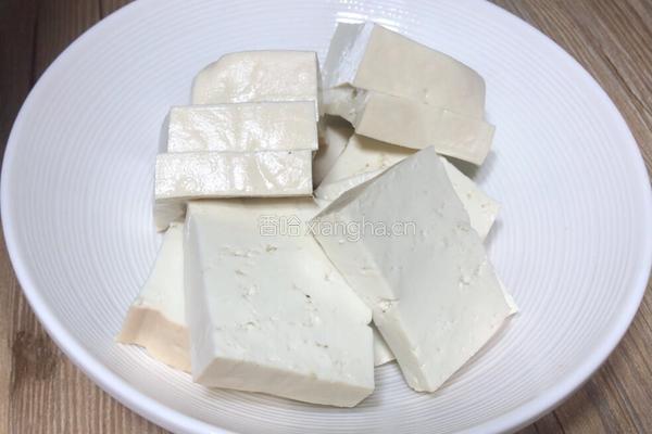 妈妈味的家常豆腐的做法图解1