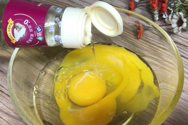 蚕豆米炒鸡蛋的做法图解3