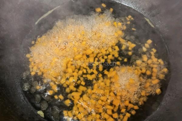 虾仁蛋炒饭的做法图解3