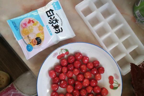樱桃果冻的做法图解1