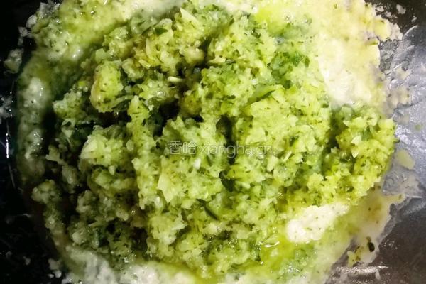 黄瓜胡萝卜蔬菜饼的做法图解2