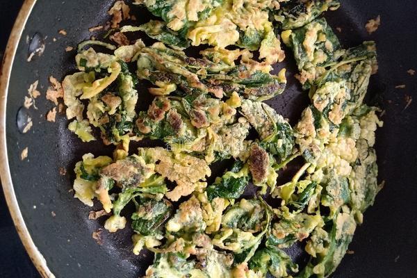 初夏灵魂菜 鲜霍香煎蛋饼 的做法图解9