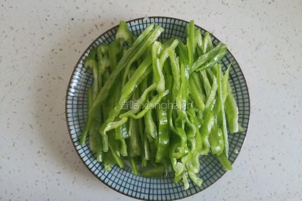 青椒炒肉丝的做法图解8