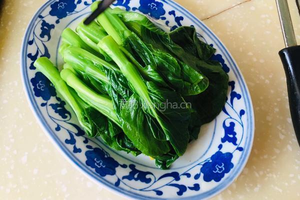白灼菜心的做法图解3