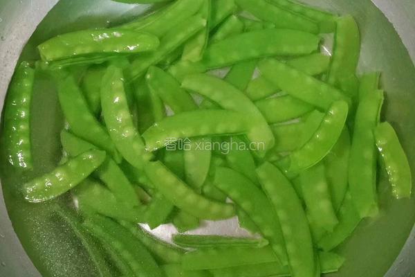 培根炒荷兰豆的做法图解6