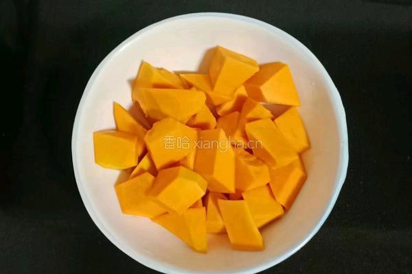 双米南瓜瘦肉粥的做法图解3