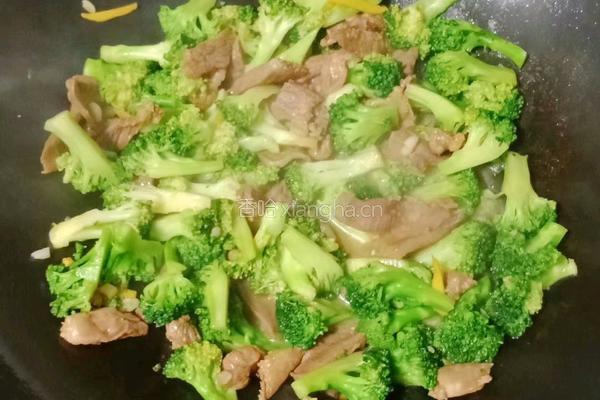 猪舌炒西兰花的做法图解16
