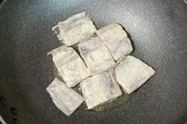 酸甜带鱼的做法图解8