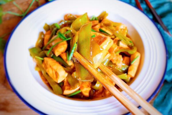 青椒炒豆干边的做法图解14