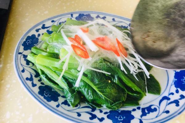 蒜香白灼菜心的做法图解7