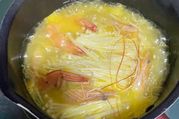 虾仁金针菇酸汤的做法图解7