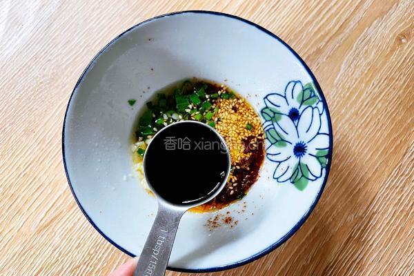 酸辣凉拌面的做法图解5