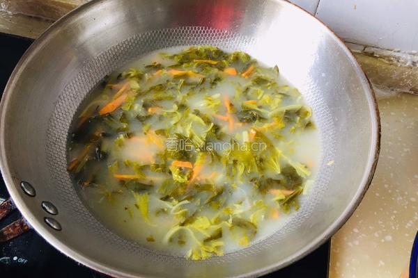 芹菜浆水面的做法图解6