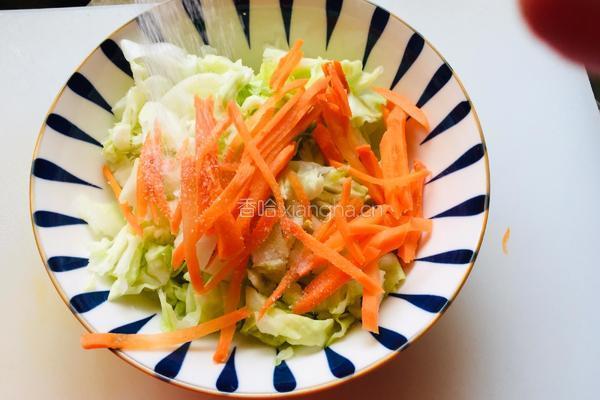 生腌莲花白的做法图解2