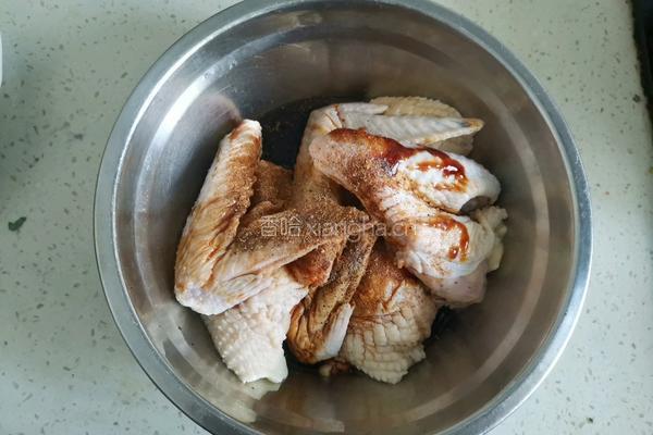 电饭锅焖鸡翅的做法图解6