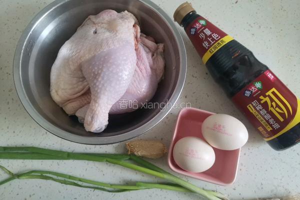 滑蛋鸡腿盖饭的做法图解1