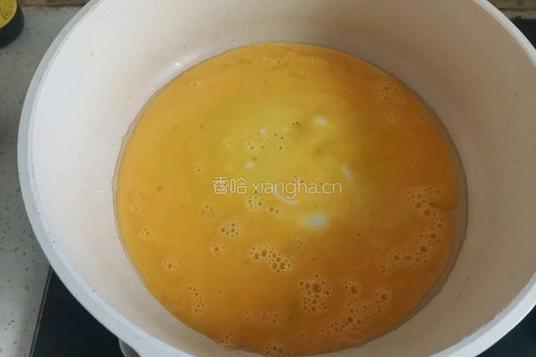滑蛋鸡腿盖饭的做法图解9