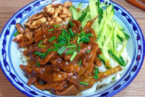 酱肉丝拌面的做法图解13