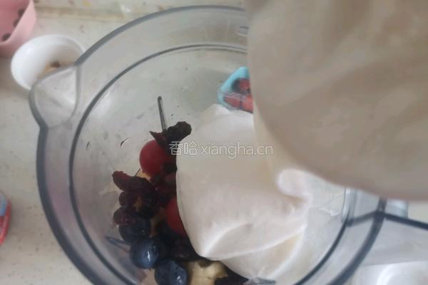 蔓越莓思慕雪的做法图解4