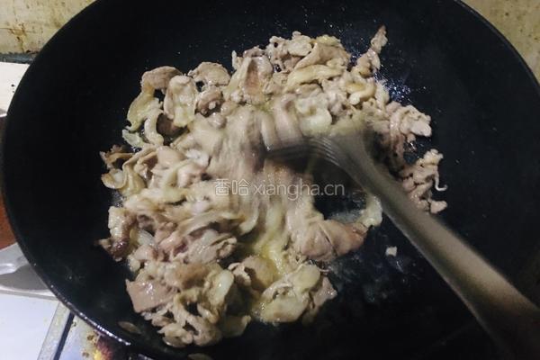 羊肉炒圆葱的做法图解3