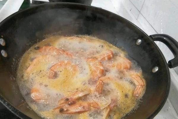 快手菜 白灼大虾董老师的业绩有我一份贡献的做法图解3