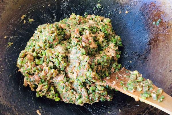 韭菜苔大肉水饺的做法图解8