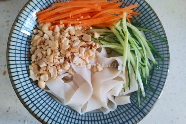 花生酱拌面的做法图解10