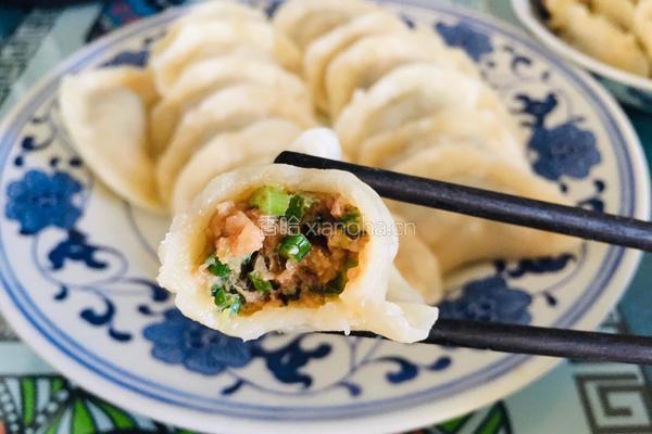 烫面蒸饺的做法图解13