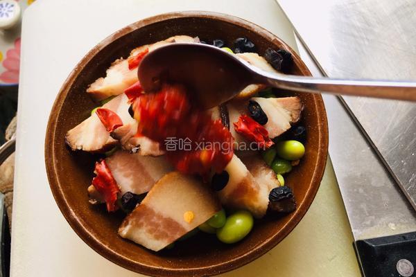豆豉毛豆蒸腊肉的做法图解4