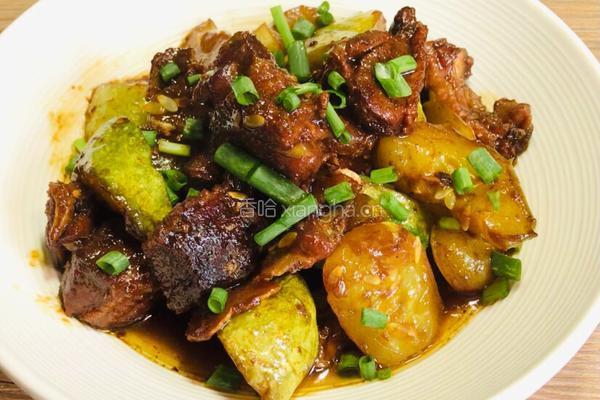 黄瓜焖豚肉的做法图解13