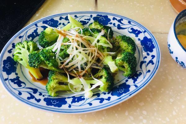 葱香豉油西兰花的做法图解8