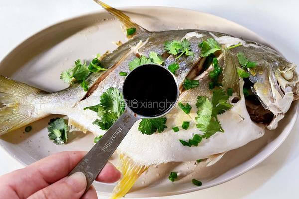 清蒸金鲳鱼的做法图解10