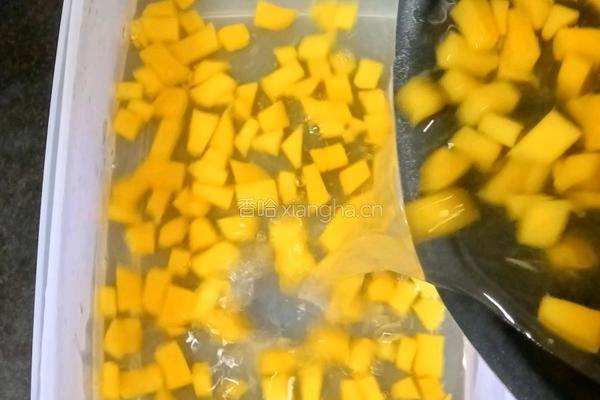酸奶芒果冰粉的做法图解10