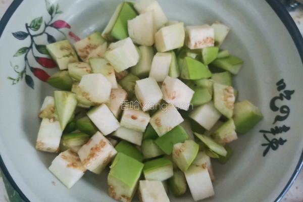 茄子肉酱拌面的做法图解3