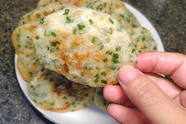 自制蓬松劲道韭菜饼的做法图解16