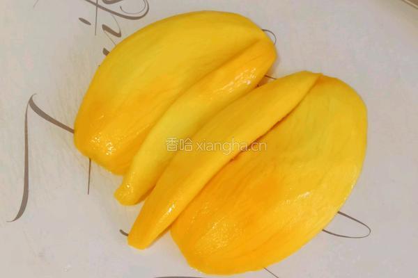 火龙果芒果酸奶冰棒的做法图解3