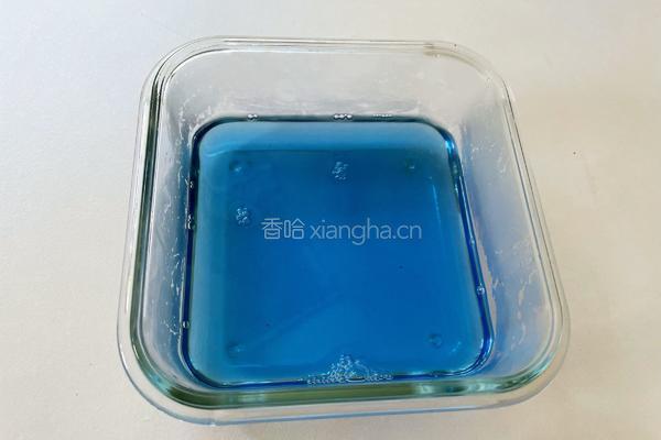 蓝色海洋气泡饮的做法图解6