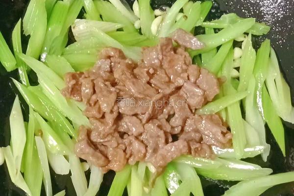 西芹炒肉丝的做法图解17