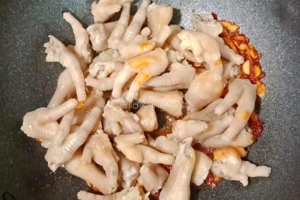 豆瓣酱鸡爪的做法图解11
