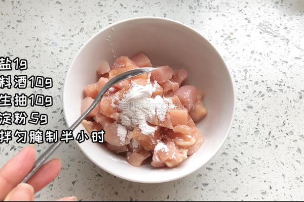 鸡胸肉卤肉饭的做法图解1