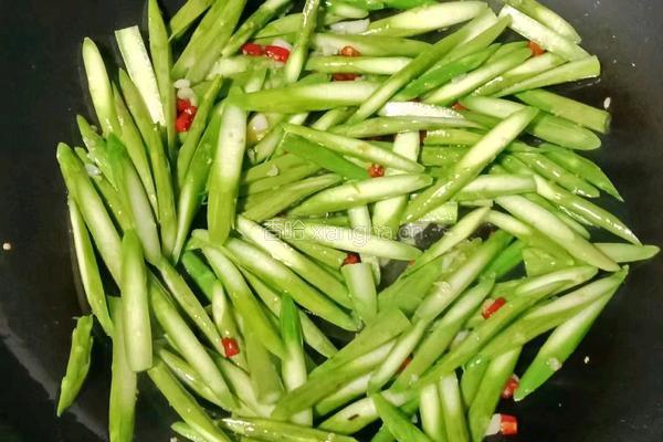 芦笋炒牛肉的做法图解10