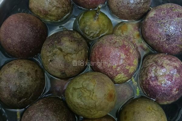 百香果青桔蜂蜜柠檬水的做法图解1