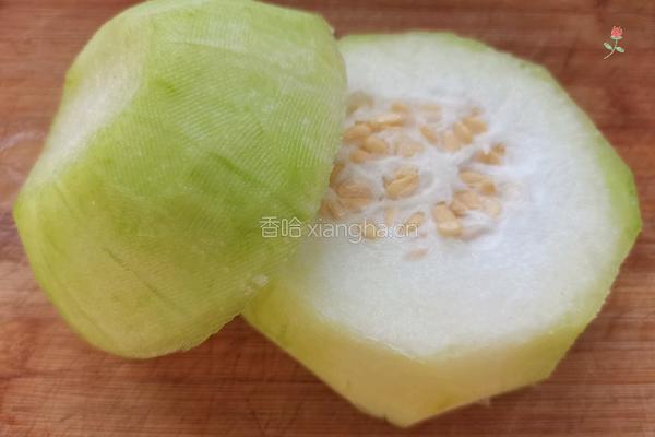 冬瓜猪肉水饺的做法图解1