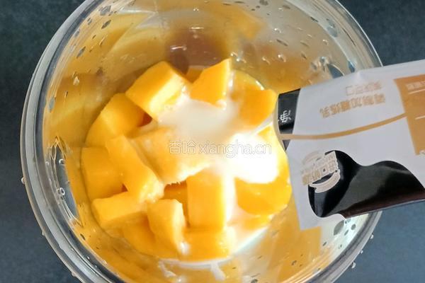 牛奶芒果雪糕的做法图解5