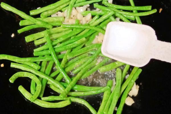肉丝豆角炒米粉的做法图解12