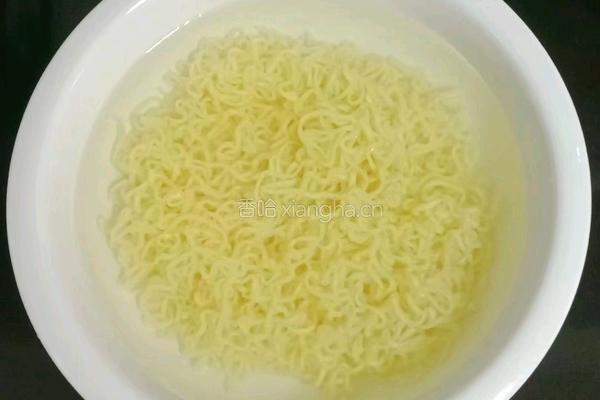 土豆香菇拌芝士面的做法图解5