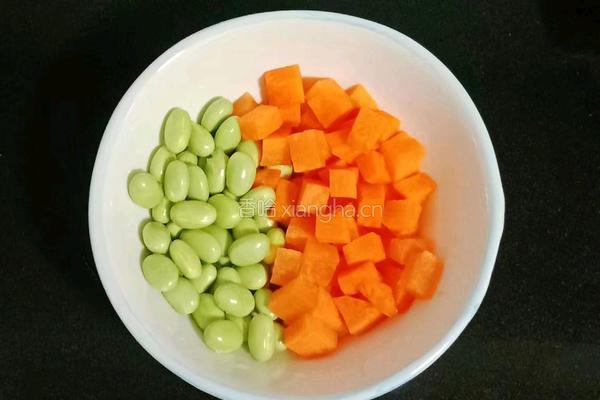 虾仁时蔬蛋炒饭的做法图解4