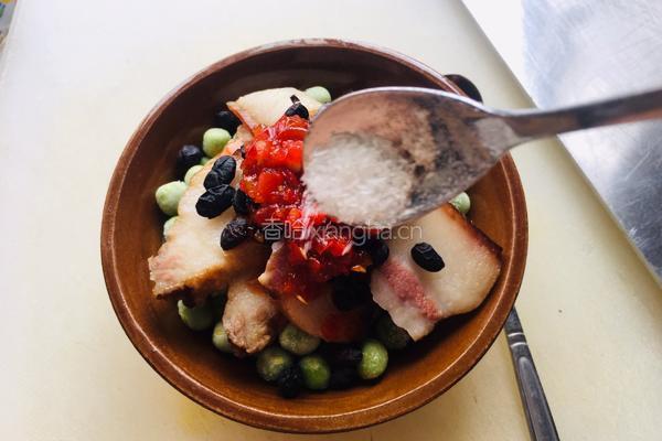 腊肉蒸豌豆的做法图解4