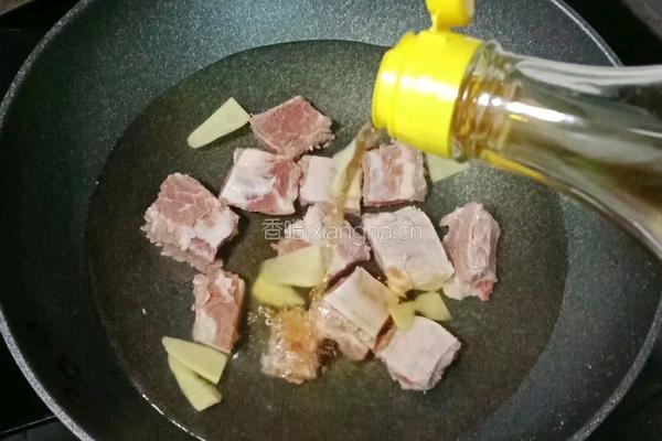 排骨烧玉米的做法图解4